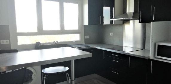 Location Appartement 2 pièces 47m² LE MANS 72100 - Photo 2