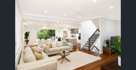 Beautiful 5 Bedroom Family Pool Home|6km to CBD - Photo 4