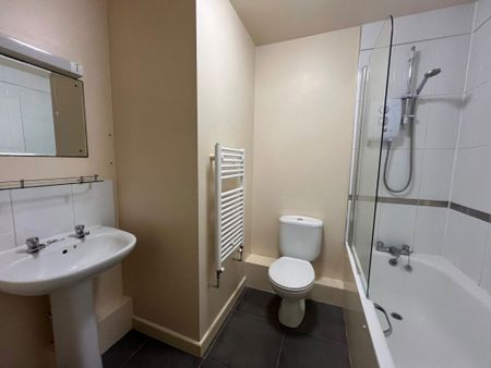 PORTCHESTER ROAD, SPRINGBOURNE - Photo 4