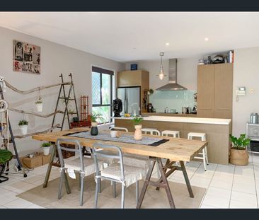 Spacious Modern Townhouse in a Prime Southport Location - Photo 5