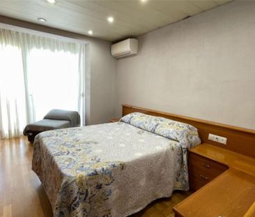 Piso de alquiler en Carrer D'emili Roca, 62, Porta - Photo 5