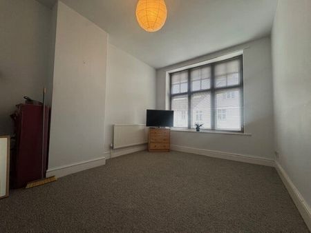 Downs Park West, Bristol - Photo 3