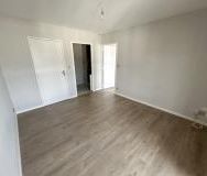 Location Appartement 2 pièces 31m² RODEZ 12000 - Photo 5