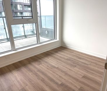 For Lease - 1 Quarrington Lane, Toronto, Ontario - Photo 6