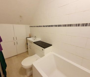 Normanton Avenue - Photo 2