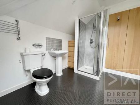 4 bedroom property to rent in Epsom - Photo 2