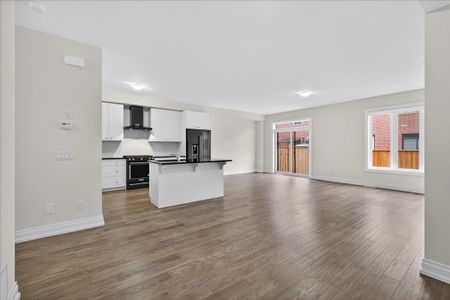 For Lease - 43 Kenesky Drive, Hamilton, Ontario - Photo 5