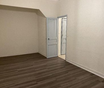 Location appartement Marseille 6ème (13006) - Photo 1