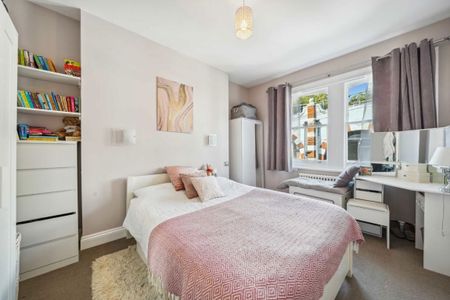 Linden Gardens, W4 2EG, London - Photo 4
