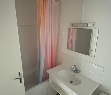 Beau T1 de 29m² – Proche Lycée Suzanne Valadon – LOCATION BEGIP - Photo 1