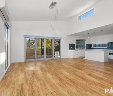 92 Brougham Street, West Launceston TAS 7250 - House For Rent | Domain - Photo 3