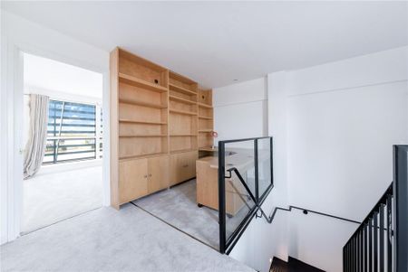 2 bedroom penthouse to rent - Photo 3