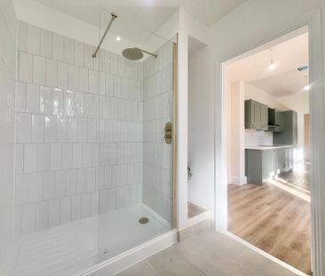 3 bedroom semi-detached house to rent - Photo 6