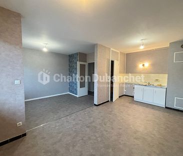 Location Appartement 2 pièces 43m² - Photo 2