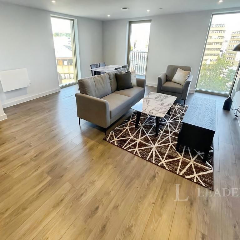 2 bedroom flat to rent - Photo 1