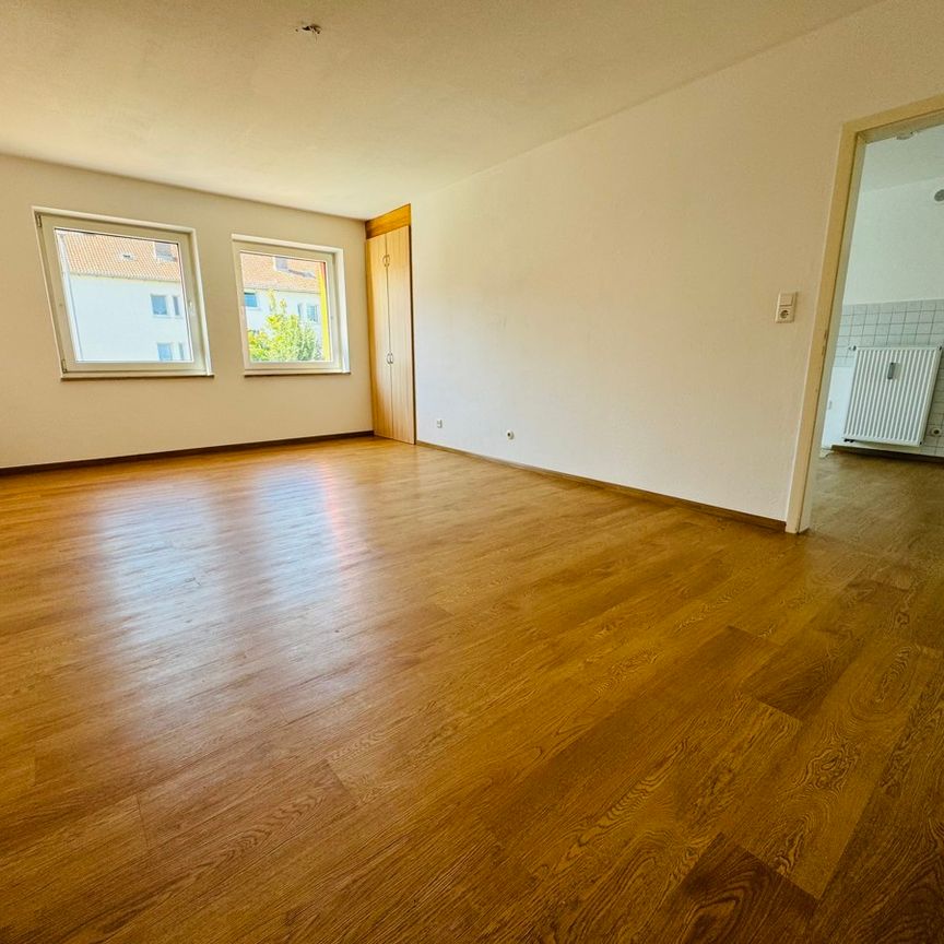 1,5 Zimmer Wohnung mit Balkon und Einbauküche - Photo 1