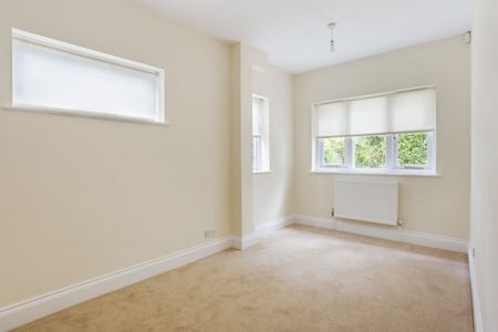 5 bedroom house to rent - Photo 2