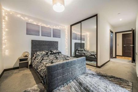 Riverside View, Berkeley Avenue, Reading, RG1 - Photo 3