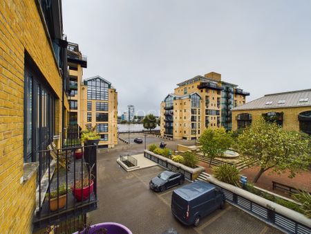 2 bed flat to rent in Beacon House, London, E14 - Photo 3