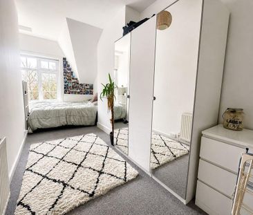 3 bedroom apartment to rent - Photo 2