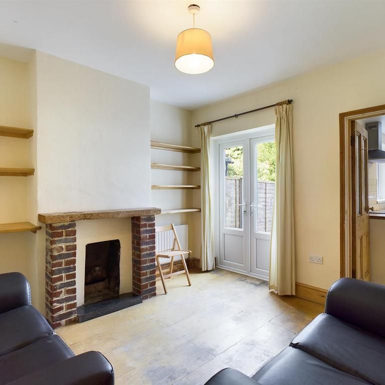3 bedroom terraced house to rent - Photo 1