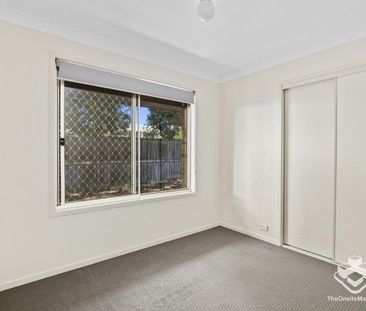 Quiet Cul-de-sac Living with Space, Privacy & Convenience - Photo 5