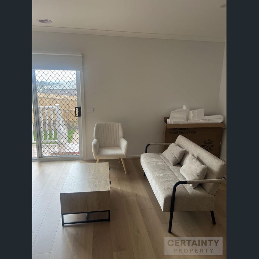 Modern Co-Living in Wallan – Private Room with Ensuite - All Bills Included - Photo 1