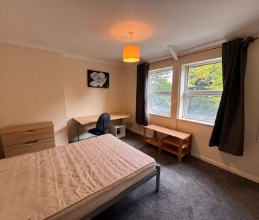 Alcuin Avenue, Tang Hall - P1097 - Photo 1