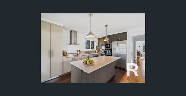 Beautifully Renovated 2-Bedroom Home in Clarendon Vale - Photo 1