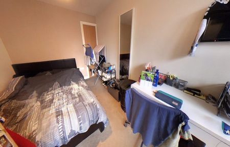 163 Tiverton Road - Photo 2