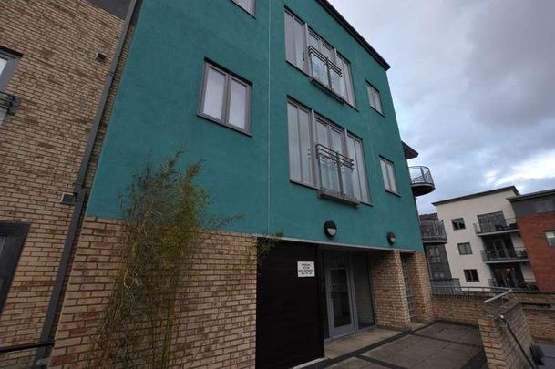 Tranquil House, Worsdell Drive, Gateshead, NE8 - Photo 1