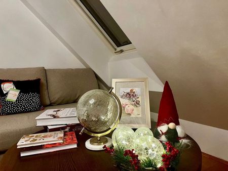 Helle Dachgeschosswohnung, 2 Terrassen nahe U1 Vorgartenstraße - Photo 3