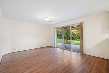 Spacious 4-bedroom Family Home In Quiet Location – Easy Access To Lavington & Albury Cbd - Photo 3