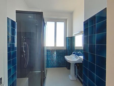 Location Appartement 2 pièces 53m² ROMANS SUR ISERE 26100 - Photo 4