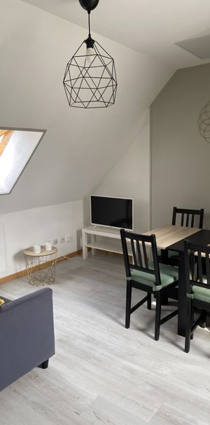 APPARTEMENT T2 MEUBLE QUARTIER RENANCOURT - Photo 1