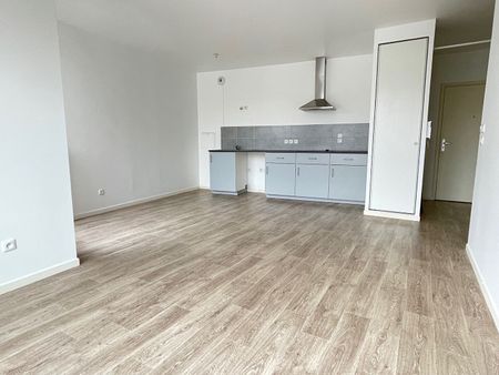 Location Appartement 2 pièces 50m² - Photo 3