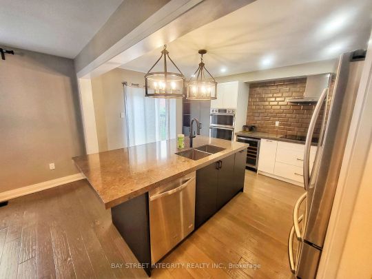 Detached Home For Lease | N9249654 - Photo 1