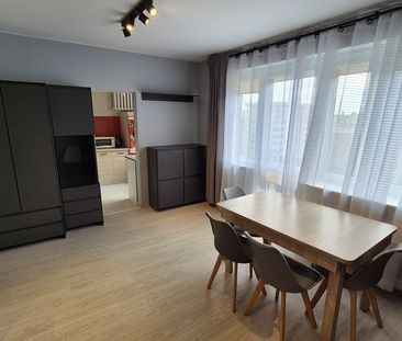 Kawalerka w Śródmieściu na 1 maja - Photo 2