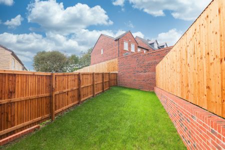 3 bedroom Terraced House to rent - Photo 3