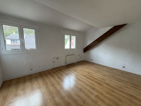 Maison 6 Pièces avec sous-sol et garage - Photo 3