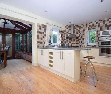 Sycamore Lane, West Bretton, Wakefield, WF4 - Photo 3