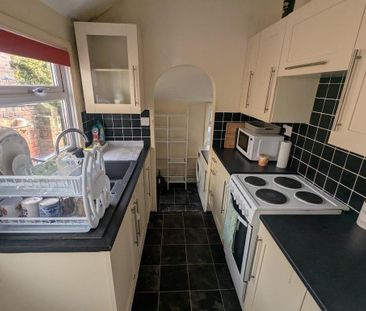 2 bedroom terraced house to rent - Photo 6