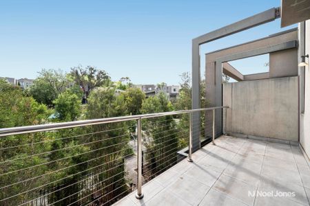 4 Lithgow Way, MOOROOLBARK - Photo 4