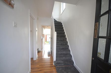 3 bedroom terraced house to rent - Photo 4