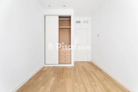 Piso en alquiler en Calle de Agustín Querol - Photo 3