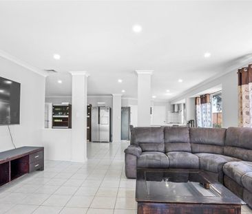 8 Greenwich Gardens, Bertram WA 6167 - House For Rent | Domain - Photo 1