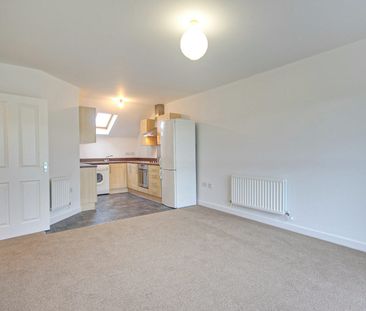 Flat to rent on - Photo 3