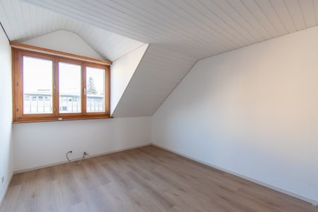 Sonnige 3.5 Zimmer-Wohnung mit Seesicht - Photo 2