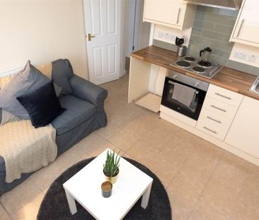 Apt 2 156, Beersbridge Road, Belfast, BT5 4RY - Photo 1