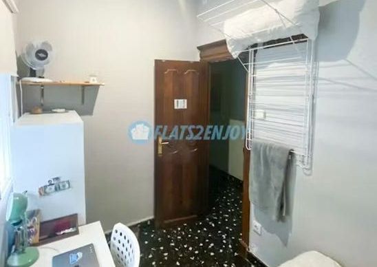 Passeig de la Petxina, Valencia, Valencian Community 46008
